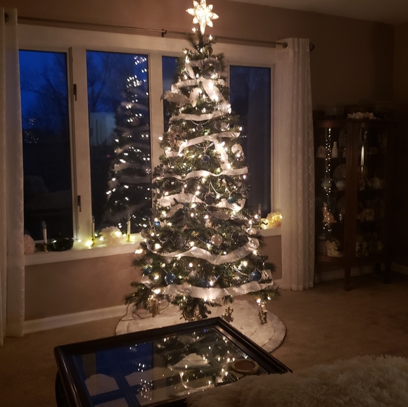 Meet your Posher, Cynthia - Picture 10 of 14